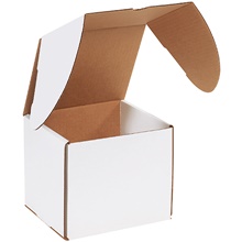 7 1/8 x 6 5/8 x 6 1/2" White Outside Tuck Mailers image