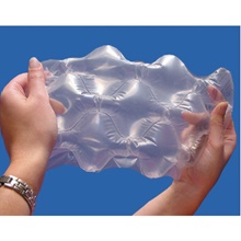 1 1/4 x 6 x 16" MINI PAK'R Large Bubble Quilt image