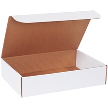 17 1/4 x 11 1/4 x 4" White Literature Mailers image