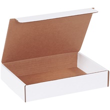 9 x 6 1/2 x 1 3/4" White Literature Mailers image